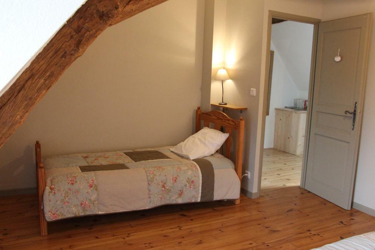 La Troliere Hotel Autry-Issards ภายนอก รูปภาพ